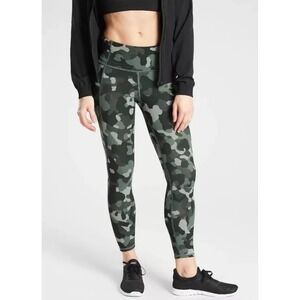 Athleta 1X Lightning Camo 7/8 High Rise Tights w/Pockets Green Women's 1X NWOT